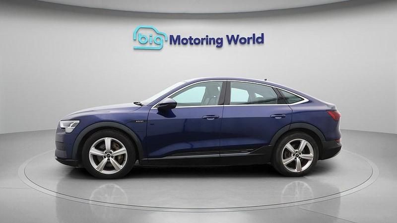 Begagnad Audi e-tron 295 kW (402 HK) 2022 SUV