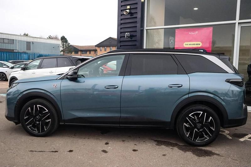 Used Peugeot 5008 GTi 134 HP (98 kW) 2024 Blue SUV