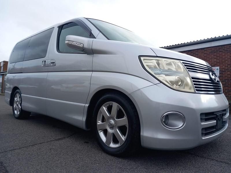 Silver Used 2008 Nissan Elgrand MPV | £9,995 (A bit pricey) - Image 1/4