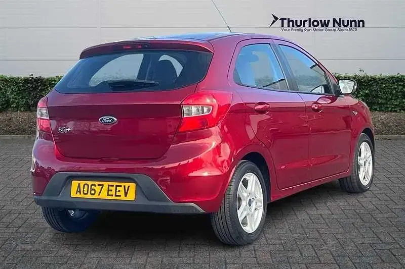 Used Ford Ka Plus Zetec 85 HP (62 kW) 2017 Red Hatchback