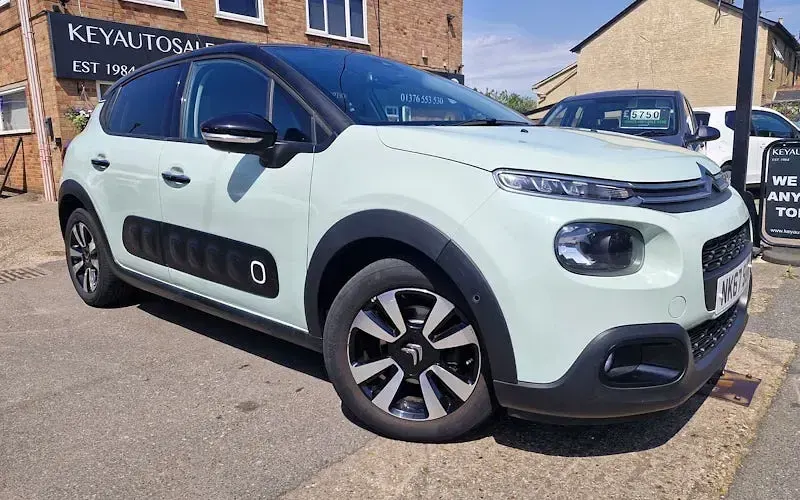 Begagnad Citroën C3 Flair 101 HK (74 kW) 2017 Halvkombi