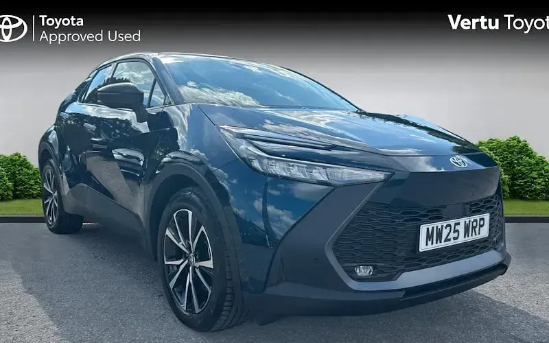 Used Toyota C-HR Design 223 HP (164 kW) 2026 SUV