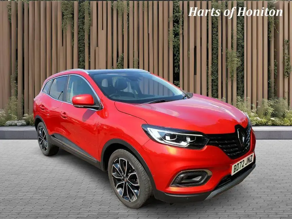 Used Renault Kadjar Version S 140 HP (102 kW) 2022 Red SUV