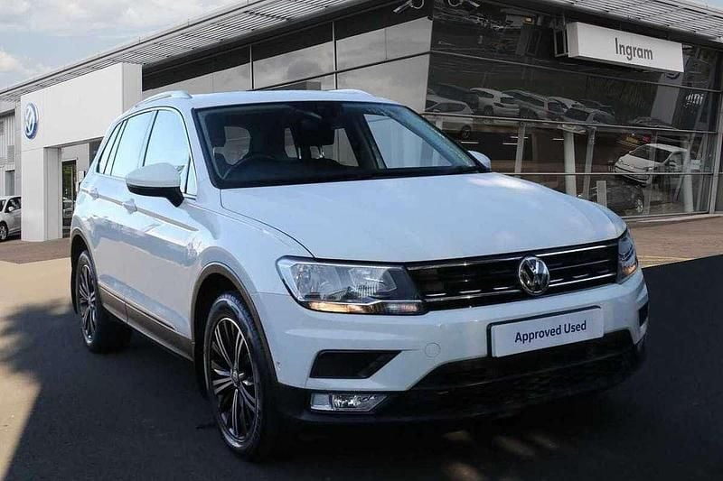 White Used 2016 VW Tiguan SE SUV | £12,650 (Fair price) - Image 1/4