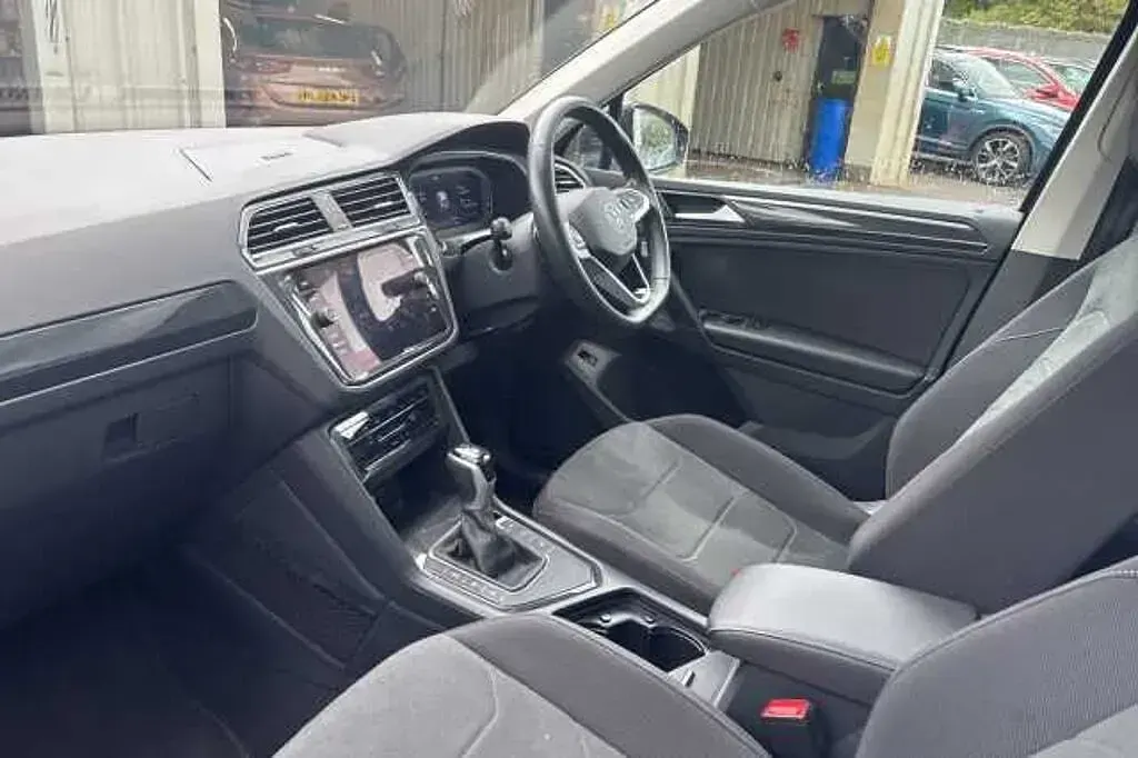 Used VW Tiguan 150 HP (110 kW) 2024 SUV