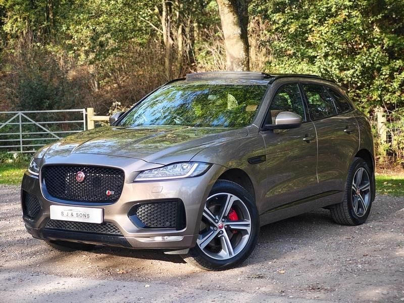 Bronze Used 2017 Jaguar F-Pace S SUV | £15,190 (Fair price) - Image 1/4