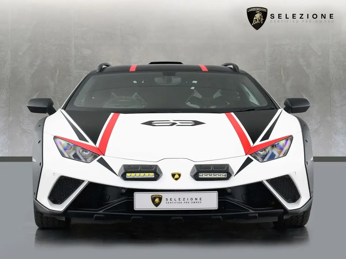 Used Lamborghini Huracán 2024 White Coupe