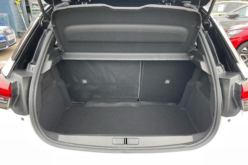 Used Vauxhall Corsa Ultimate 100 HP (73 kW) 2025 White Hatchback