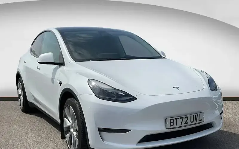 Used Tesla Model Y Long Range AWD 286 kW (389 HP) 2025 SUV