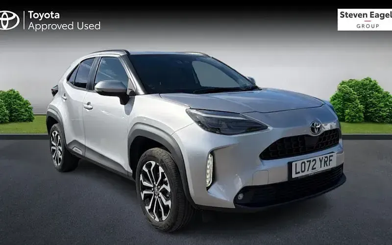 Used Toyota Yaris Hybrid Design 116 HP (85 kW) 2026 Estate