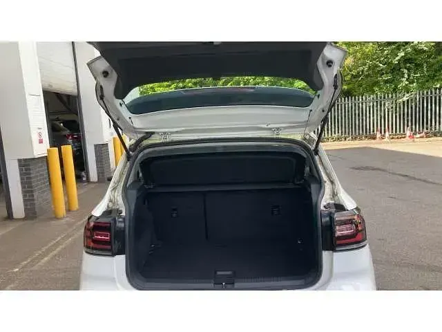 Usado VW T-Cross SE 115 CV (84 kW) 2019 Blanco SUV