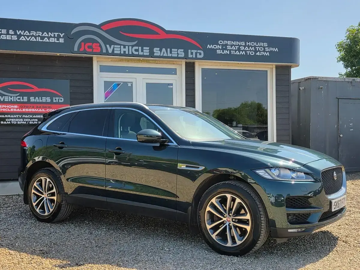 Used Jaguar F-Pace Portfolio 300 HP (220 kW) 2017 Green SUV