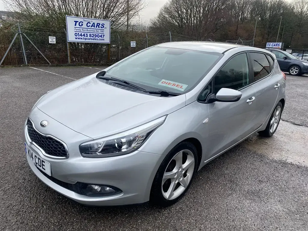 Used Kia Ceed 2013 Silver Hatchback
