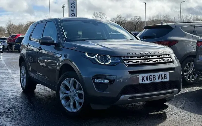 Used Land Rover Discovery 5 HSE 241 HP (177 kW) 2019 SUV