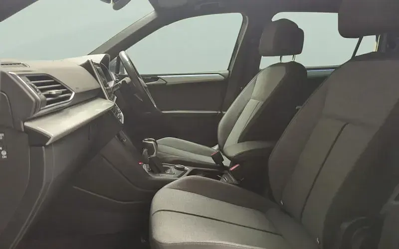 Usado Seat Tarraco SE Technology 150 CV (110 kW) 2022 Gris SUV