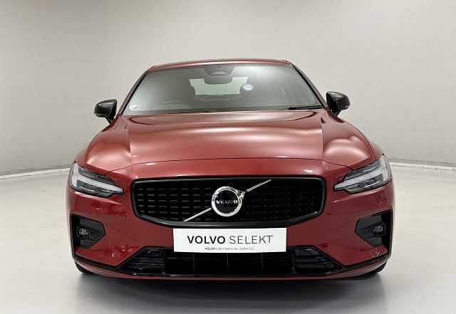 Used Volvo S60 Plus 247 HP (181 kW) 2023 Sedan