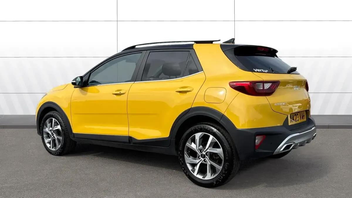 Used Kia Stonic GT-Line S 120 HP (88 kW) 2023 Yellow SUV