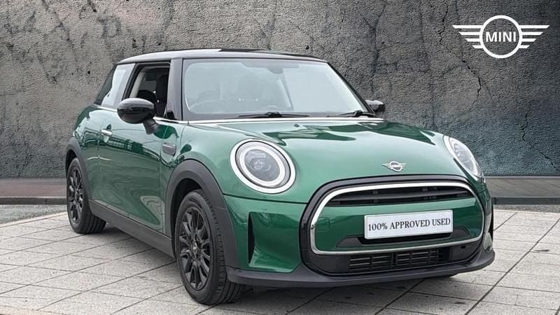 Used Mini Cooper Classic 134 HP (98 kW) 2022 Green Hatchback
