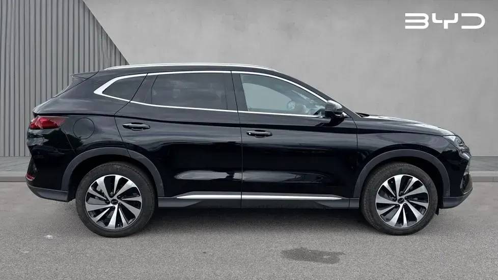 Used BYD Seal U Boost 218 HP (160 kW) 2025 Metallic  delan black SUV