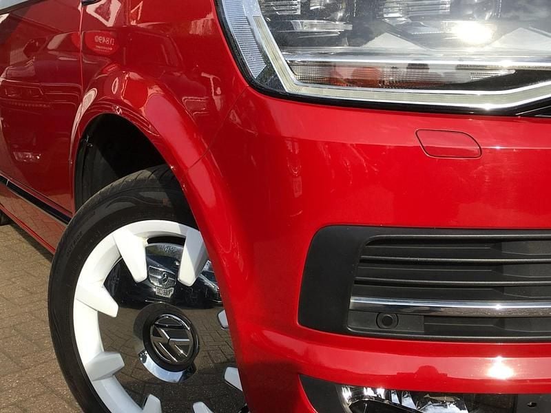 Used VW Caravelle Generation Six 2016 Red MPV