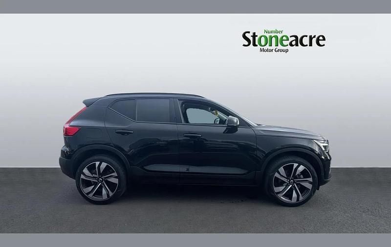 Used Volvo XC40 Ultra 194 HP (142 kW) 2025 Black SUV