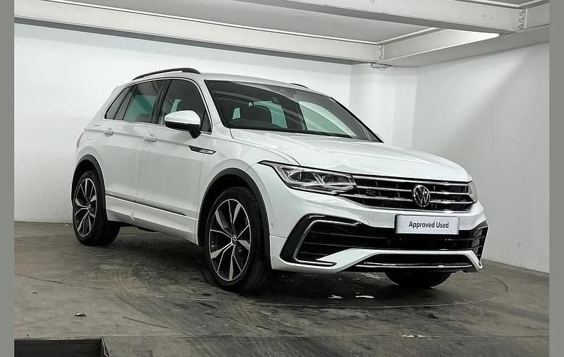 Used VW Tiguan R-line 150 HP (110 kW) 2023 White SUV