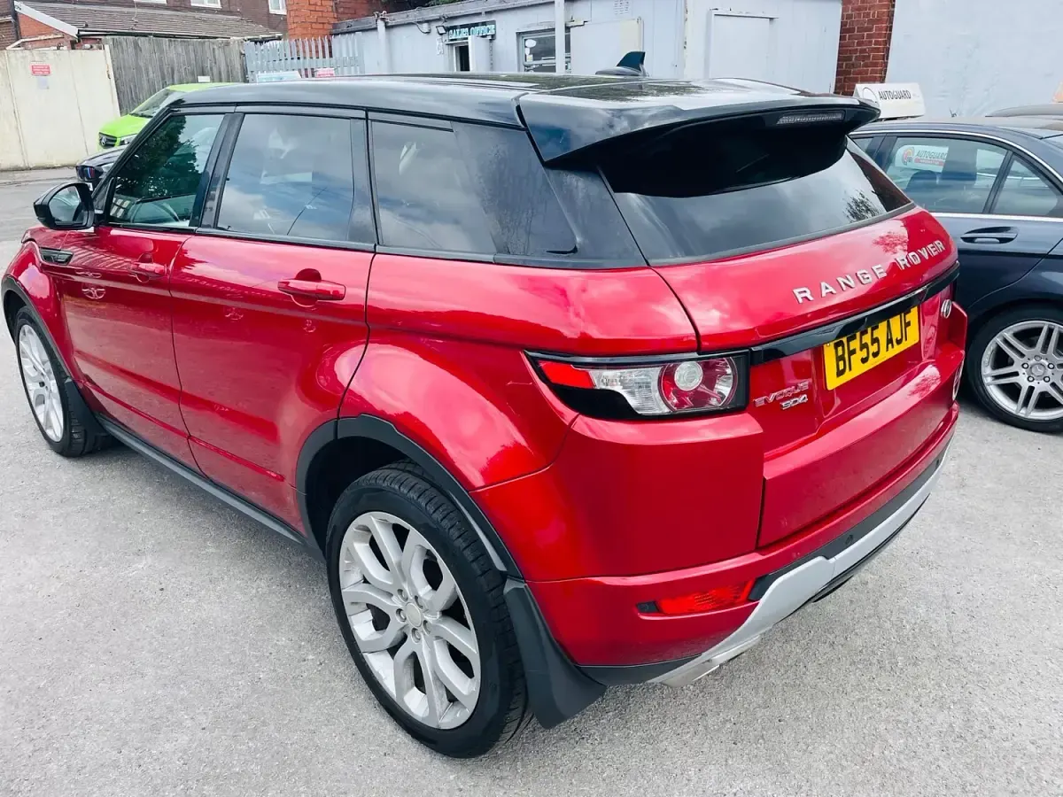 Used Land Rover Range Rover evoque Dynamic 2015 Red Estate