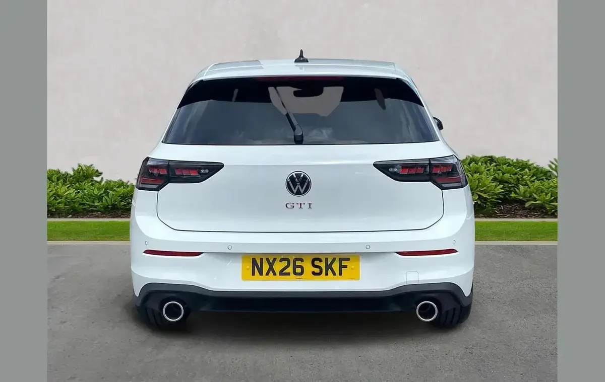 New VW Golf VIII GTI 265 HP (194 kW) 2026 White Hatchback