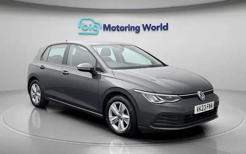 Used VW Golf VIII Life 150 HP (110 kW) 2023 Grey Hatchback