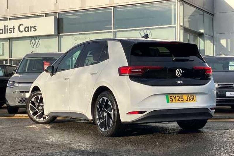 Used VW ID.3 Pro 150 kW (204 HP) 2025 White Hatchback