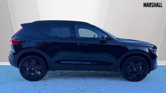 Used Volvo XC40 Plus 194 HP (142 kW) 2025 Black SUV