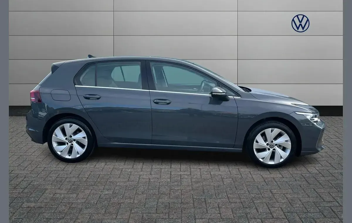 Used VW Golf VIII Style 147 HP (108 kW) 2025 Grey Hatchback