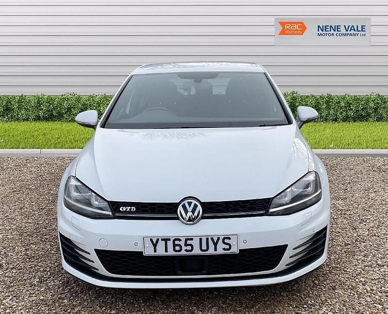 Używany VW Golf VII GTD 150 KM (110 kW) 2015 Biały Hatchback
