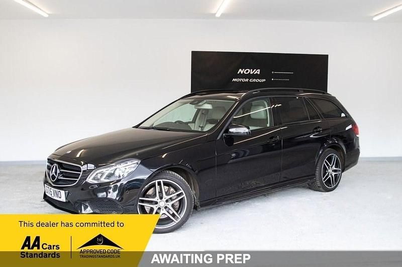 Black Used 2015 Mercedes E350 Premium Estate | £10,199 (Fair price) - Image 1/4