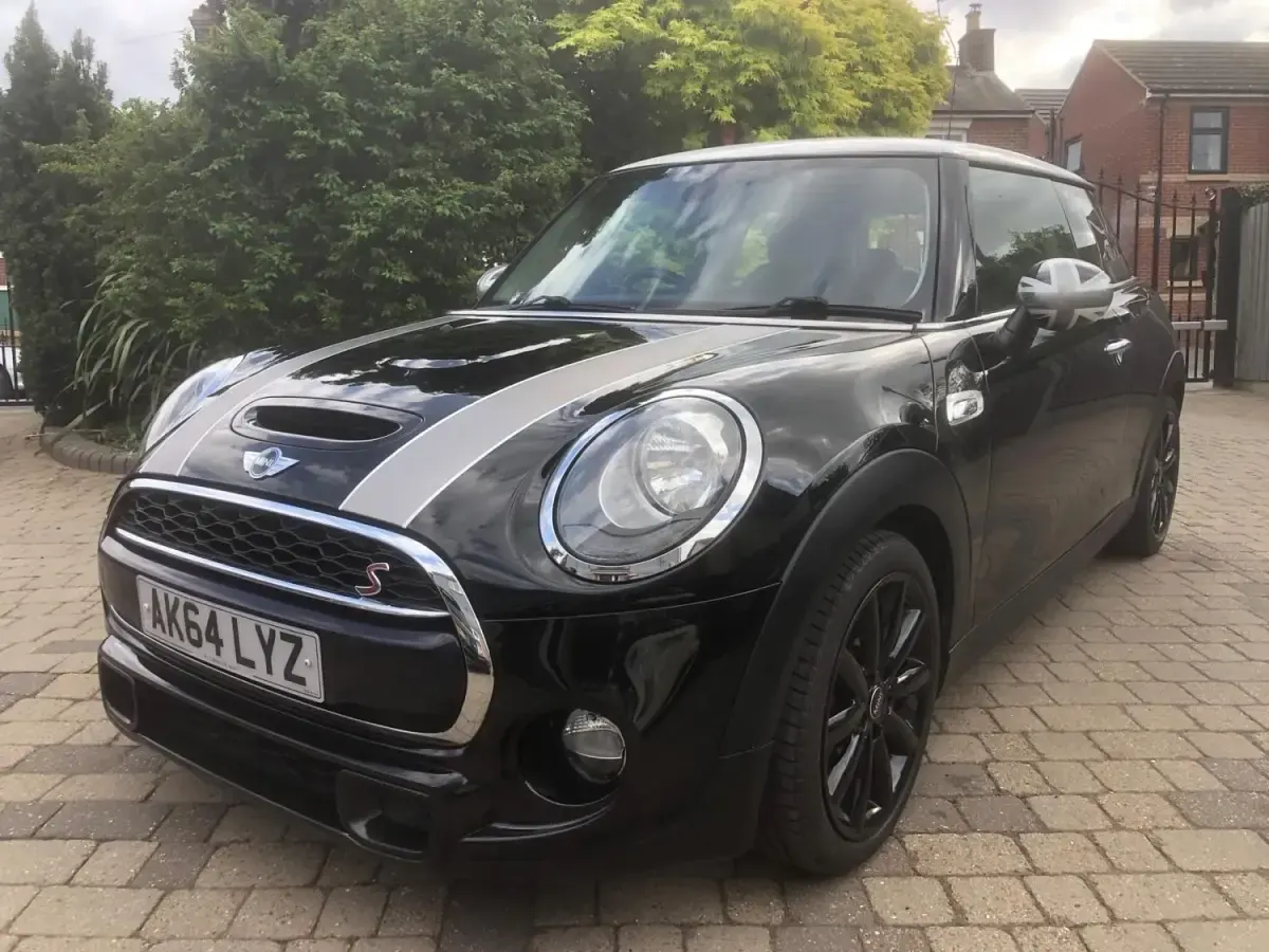 Usado Mini Cooper S Hatch 2014 Preto Citadino