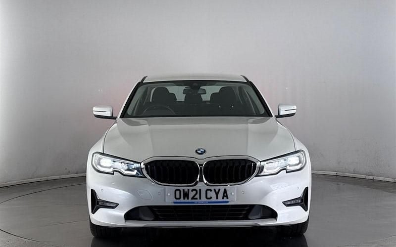 Used BMW 330e 292 HP (214 kW) 2021 White Sedan