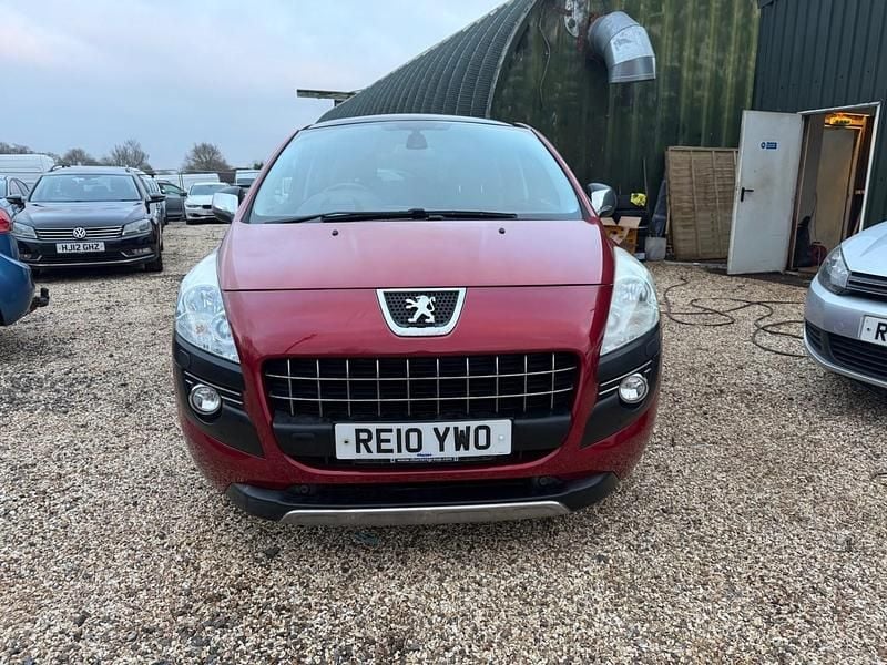 Used Peugeot 3008 2010 Red Estate