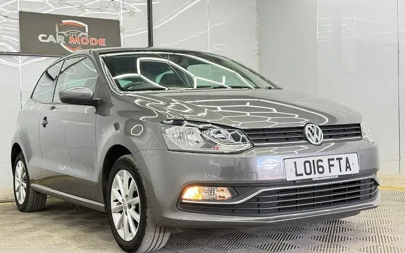 Used VW Polo Match 90 HP (66 kW) 2016 Grey Hatchback