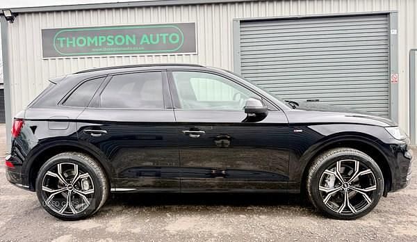 Used Audi Q5 S-Line 190 HP (139 kW) 2019 Black SUV