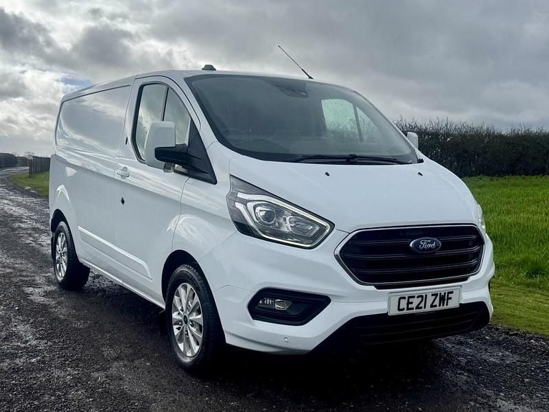 Used Ford Transit Custom Limited 130 HP (95 kW) 2021 White Van
