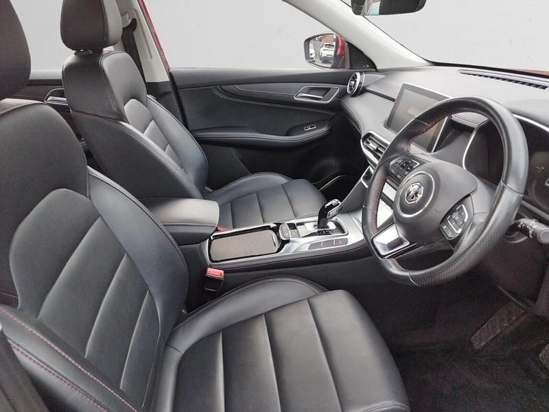 Used 2022 MG HS Excite SUV | £16,000 (A bit pricey) - Image 1/3