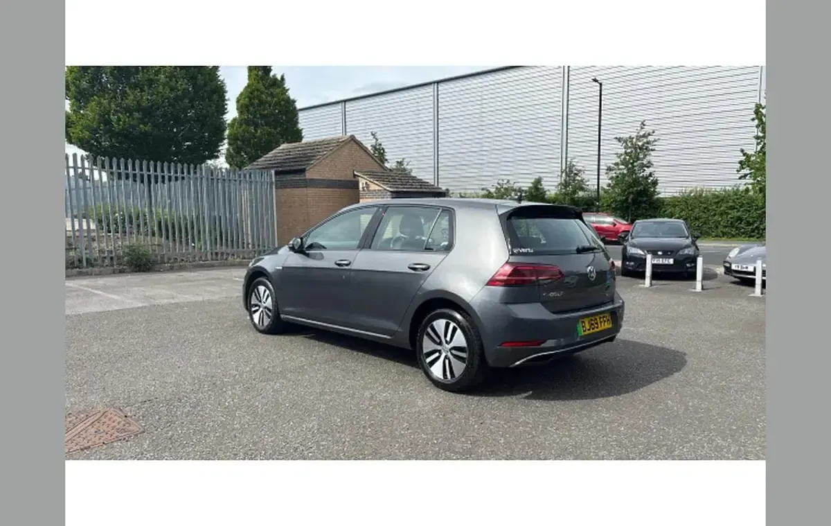 Used VW e-Golf 99 kW (135 HP) 2019 Grey Hatchback