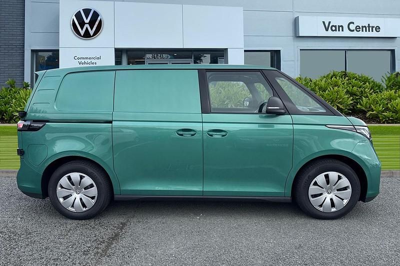 New VW ID. Buzz 210 kW (286 HP) 2025 Green MPV