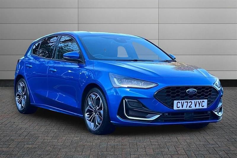Used Ford Focus ST-Line 155 HP (114 kW) 2023 Blue Hatchback