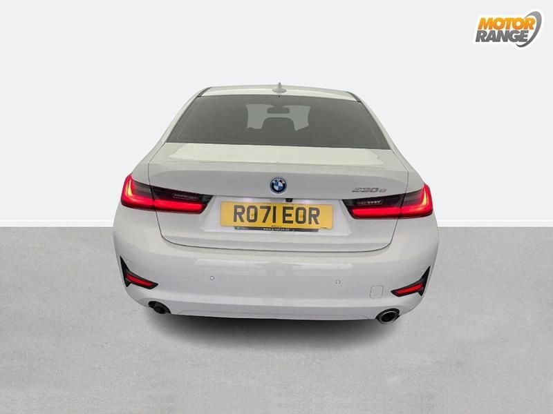 Used BMW 330e Comfort Edition 292 HP (214 kW) 2021 White Sedan