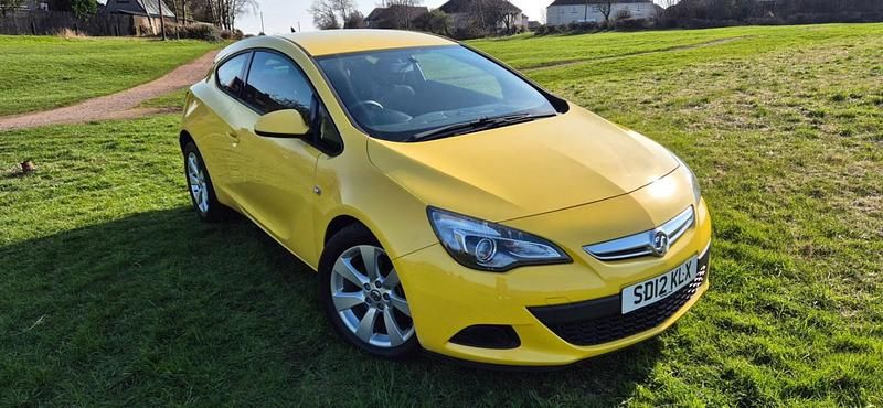 Used Vauxhall Astra GTC Sport 2012 Yellow Hatchback