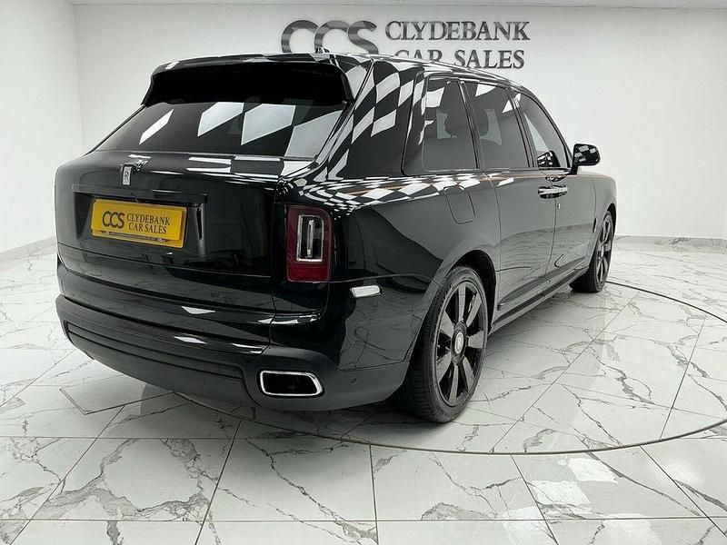 Used Rolls Royce Cullinan 563 HP (414 kW) 2023 Black SUV