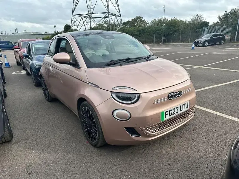 Used Fiat 500e La Prima 86 kW (118 HP) 2023 Gold Hatchback