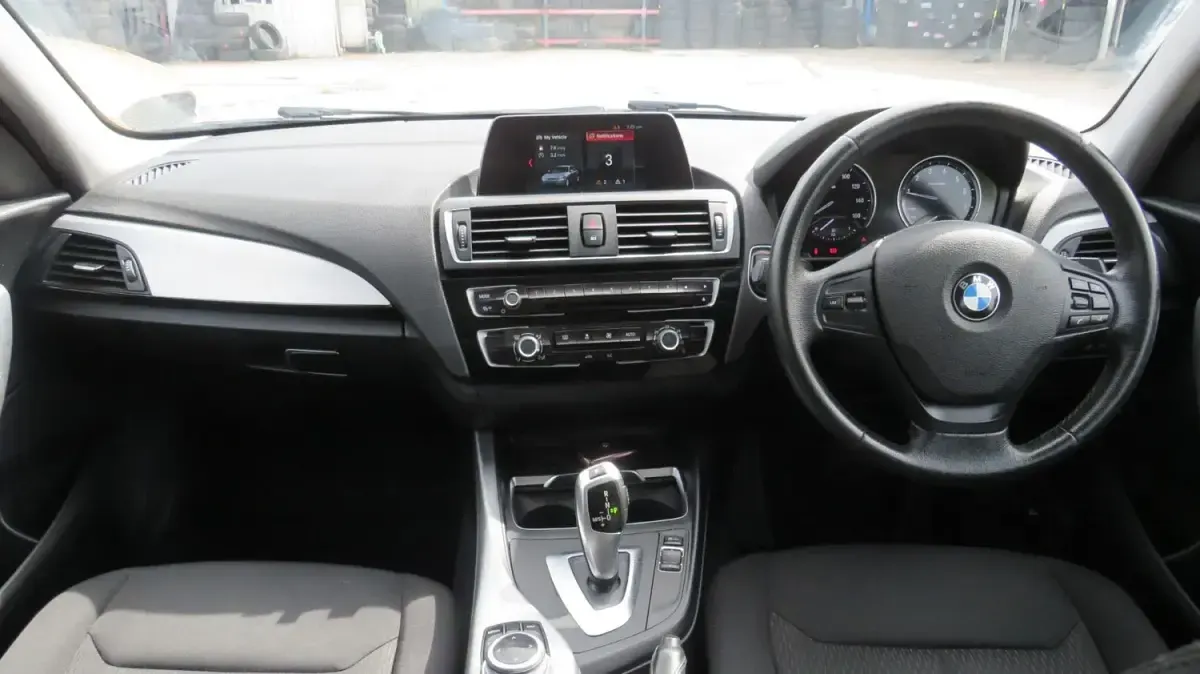Used BMW 118 Sport Line 2017 Black Hatchback