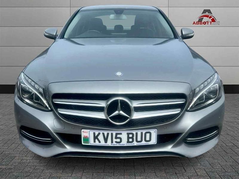 Used Mercedes C200 184 HP (135 kW) 2015 Silver Sedan